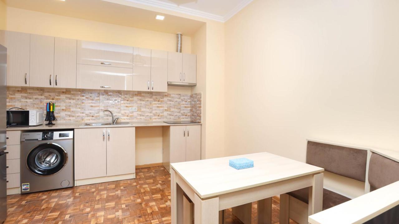 Stay Inn Apartments Near Dalma Garden Mall 耶烈万 外观 照片